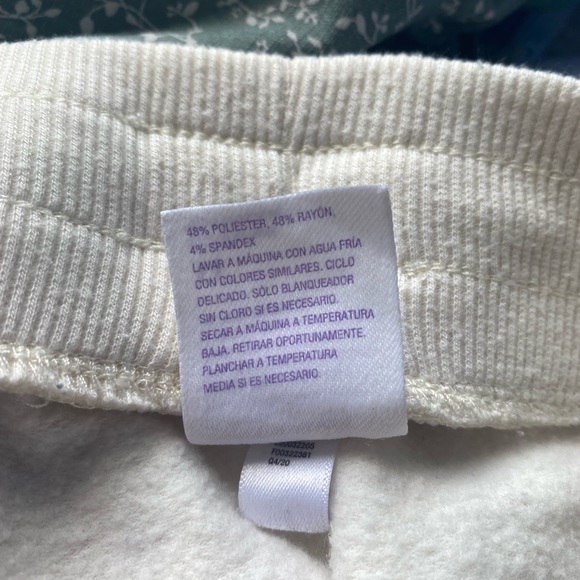 Size: M - Picture 3 of 3